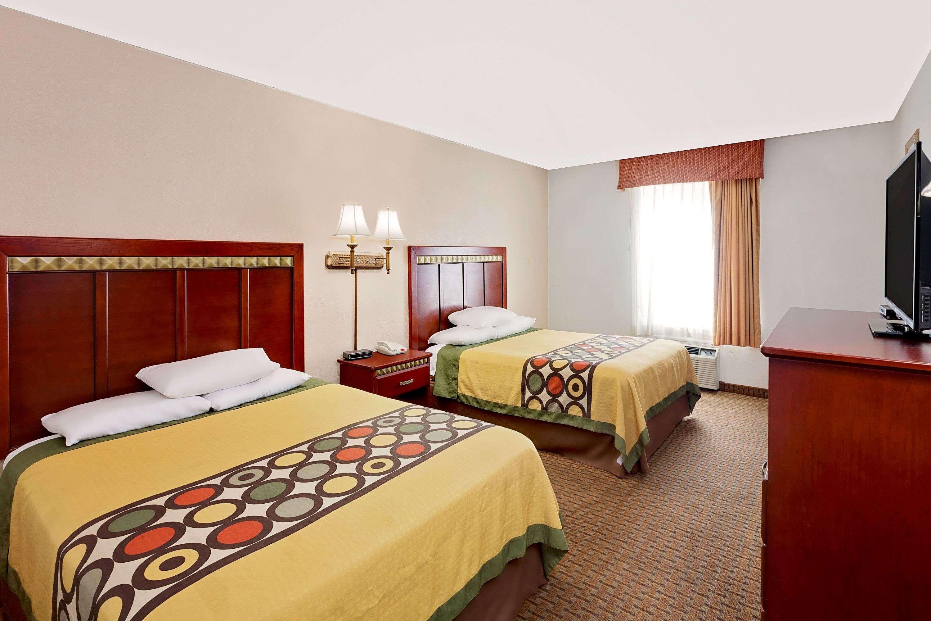 Hotel Super 8 By Wyndham Plainview Esterno foto