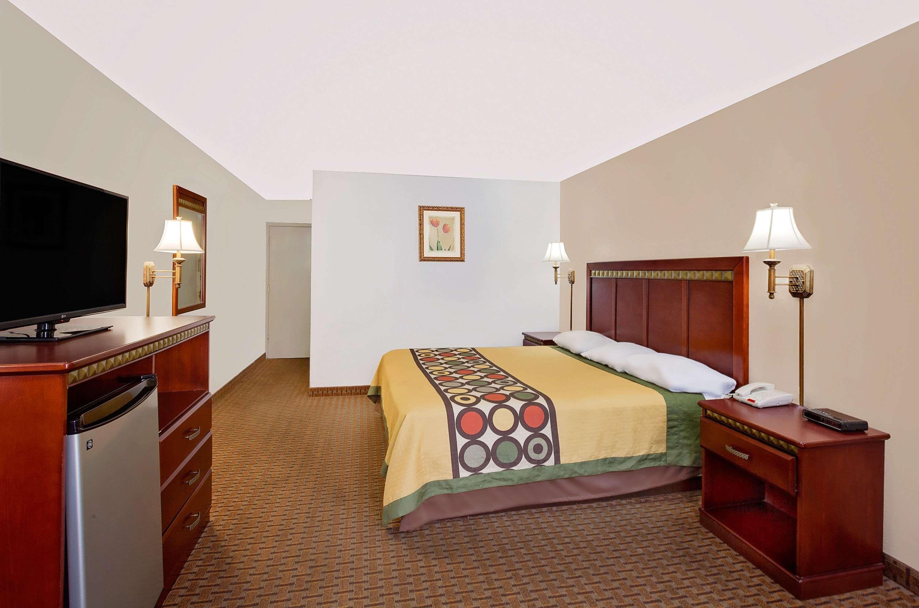Hotel Super 8 By Wyndham Plainview Esterno foto