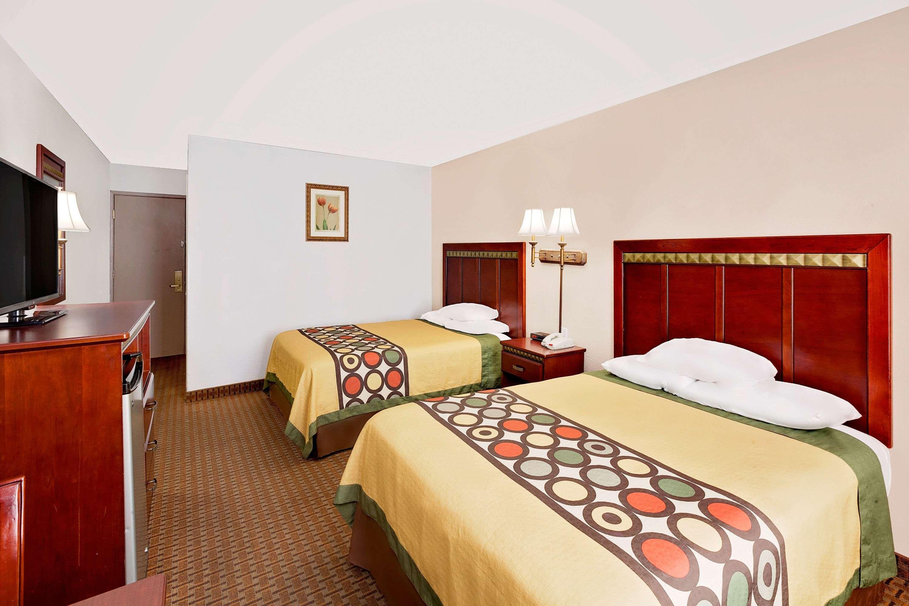Hotel Super 8 By Wyndham Plainview Esterno foto